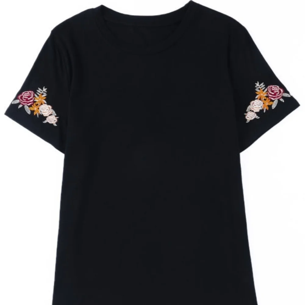 Floral Embroidered Round Neck T-Shirt - Picture 5 of 10